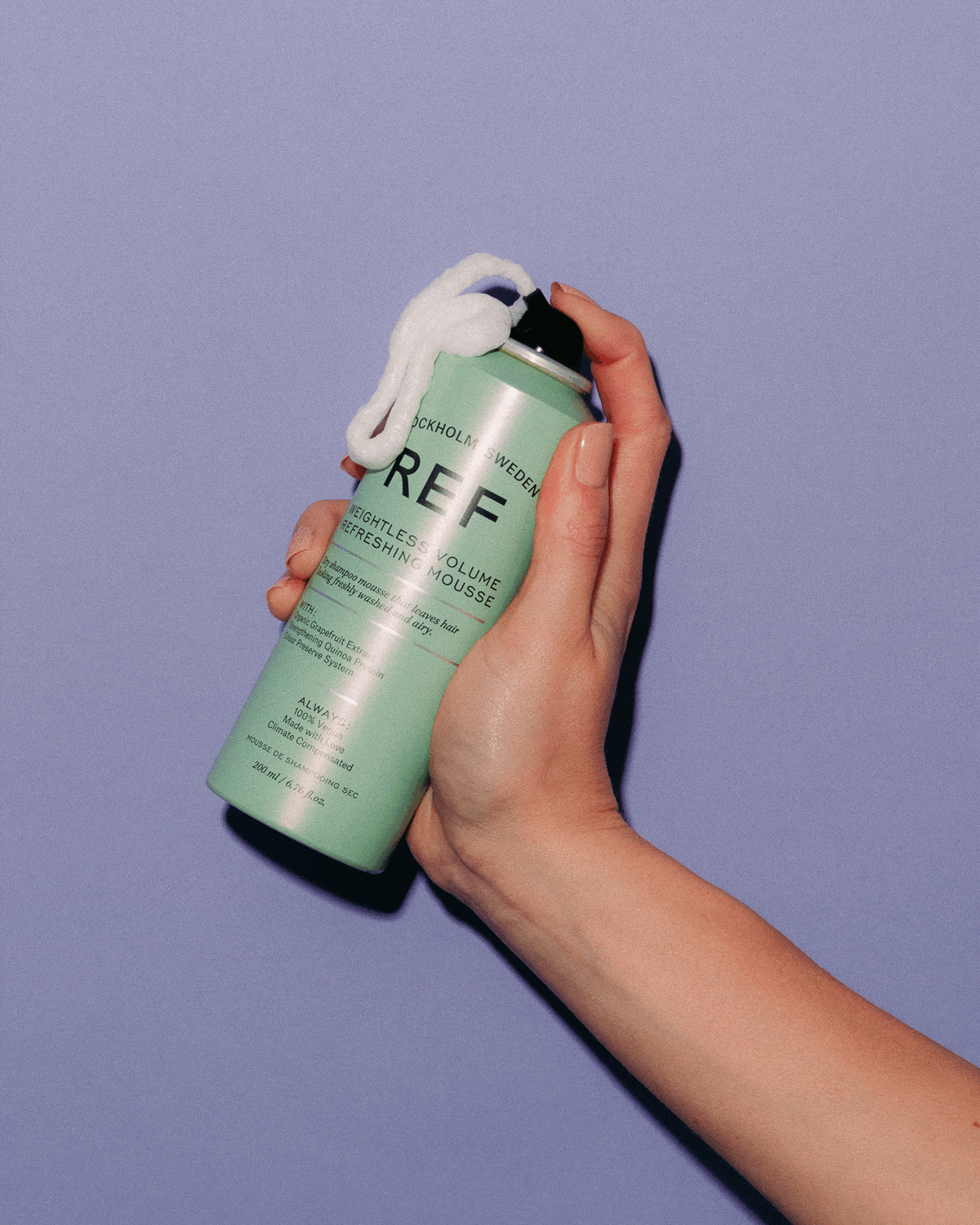 Weightless Volume Refreshing Mousse